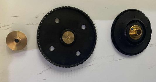 Spray disc and gear assembly