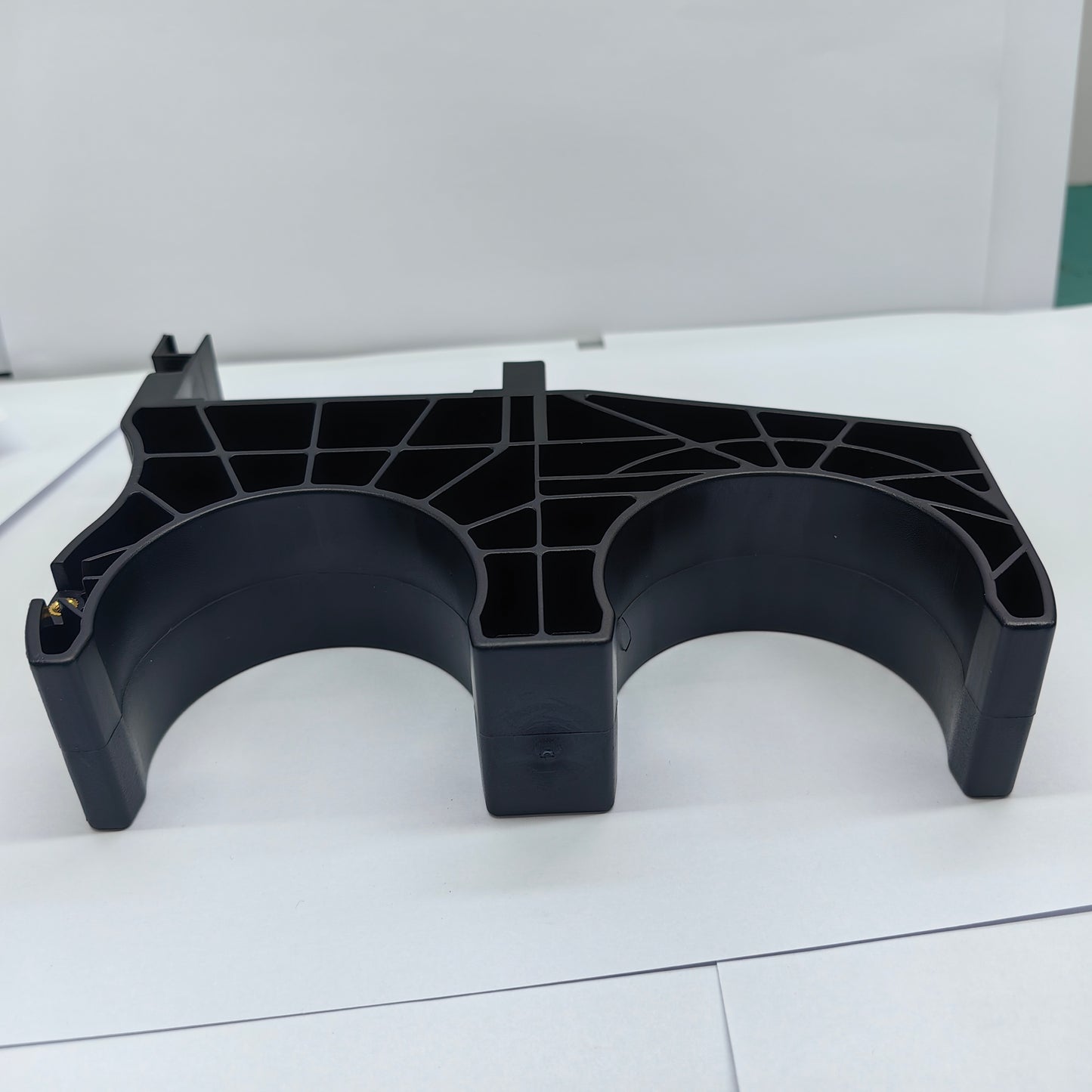 Arm Half Circle Slot J150