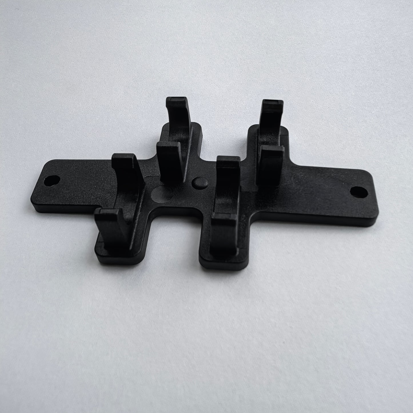 J150 water tank connector buckle