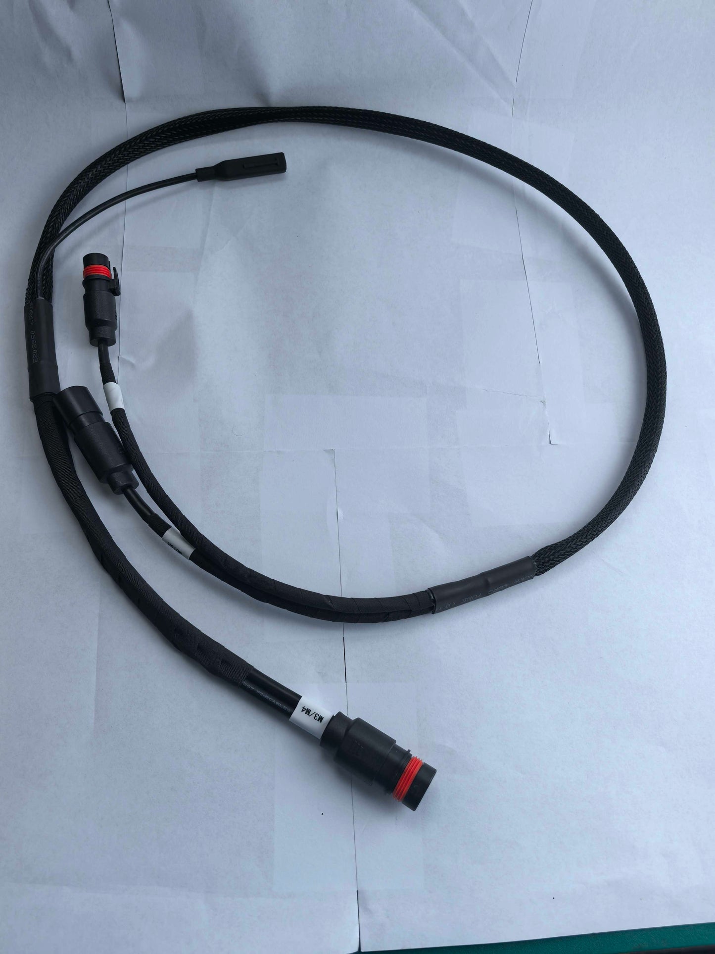 Rear arm signal line J150