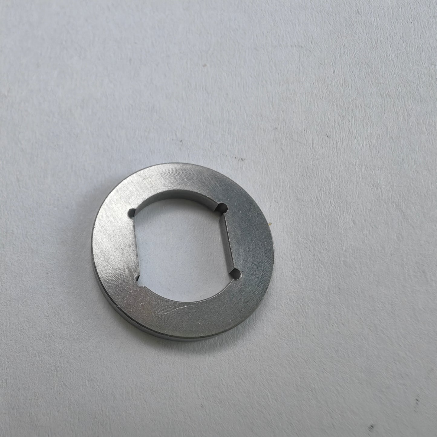 Rotary gasket J150