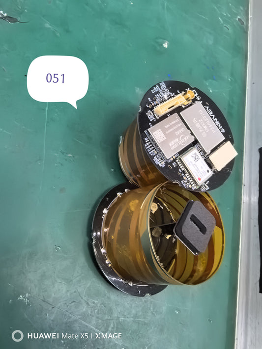 J100 Gps Antenna Left