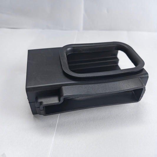 Left longitudinal beam threading protective plug J150