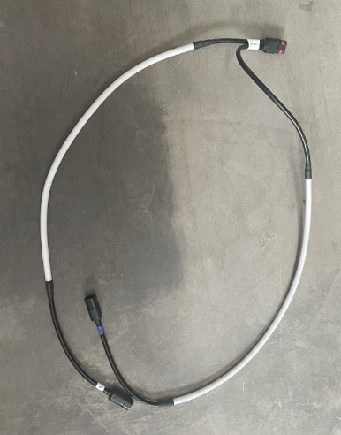 Left longitudinal beam signal harness J70