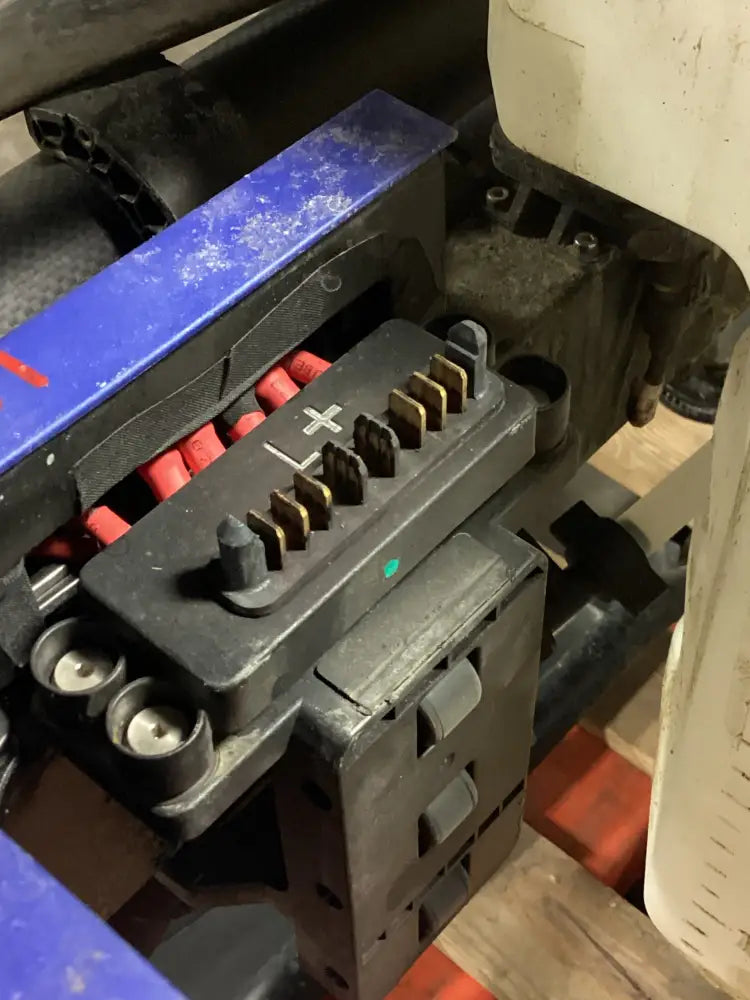 Discounted - J100 Parts Only (#29)